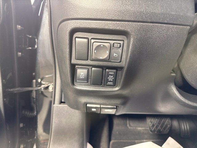 Used 2015 Nissan Juke AWD image 19
