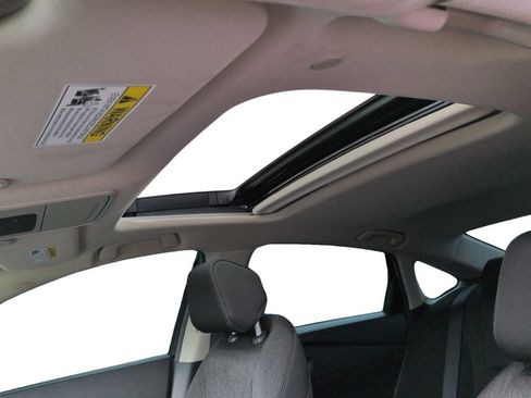 Used 2025 Honda Accord SE image 13
