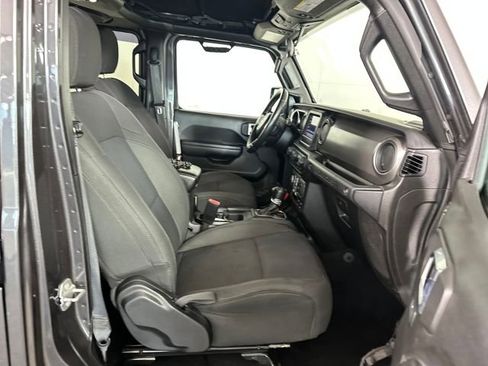 Used 2021 Jeep Wrangler Unlimited Sport image 28