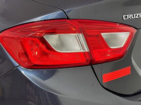Used 2016 Chevrolet Cruze LT image 30