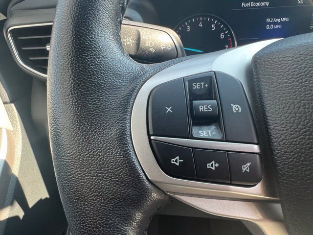 Used 2023 Ford Explorer XLT w/ Equipment Group 202A AWD/4WD image 14