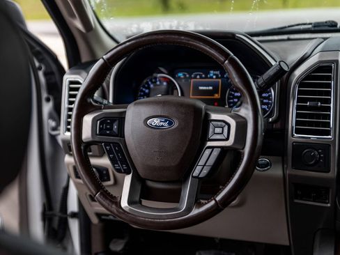 Used 2018 Ford F450 Limited AWD/4WD image 10