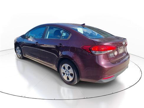 Used 2018 Kia Forte LX FWD image 6