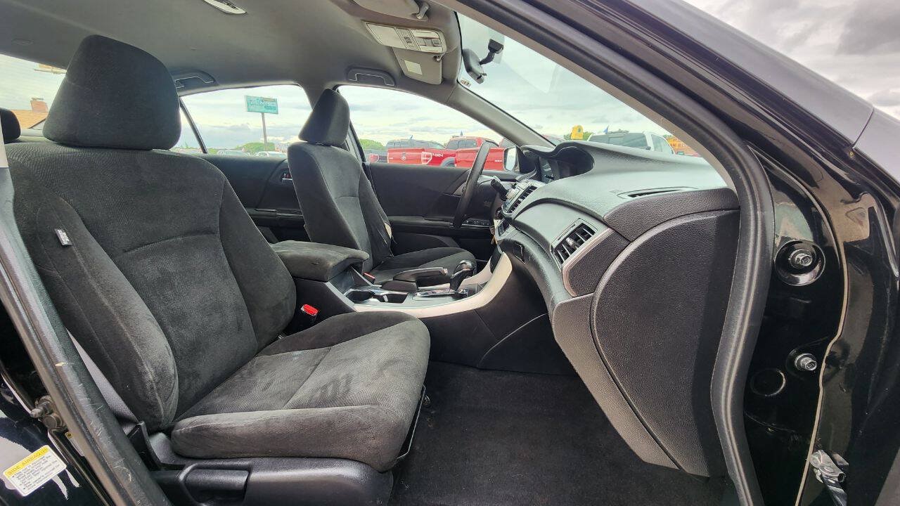 Used 2013 Honda Accord LX image 16