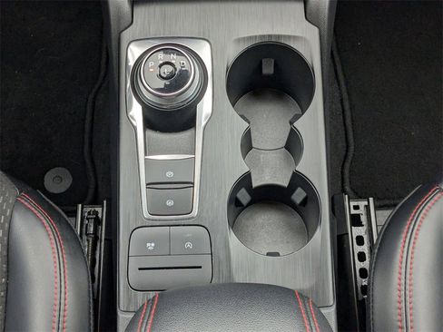 Used 2025 Ford Escape ST-Line image 25