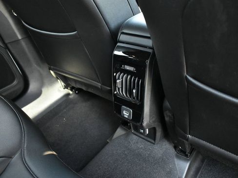 Used 2024 Jeep Compass Limited AWD/4WD image 29
