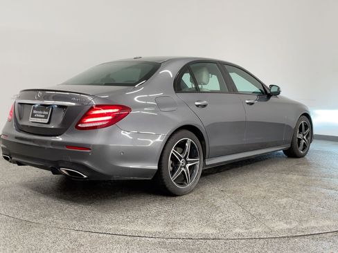 Used 2018 Mercedes-Benz E 300 4MATIC image 8