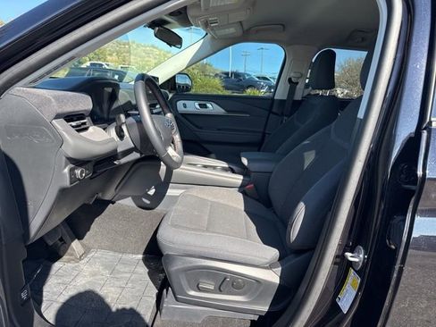 Used 2025 Ford Explorer Active image 12