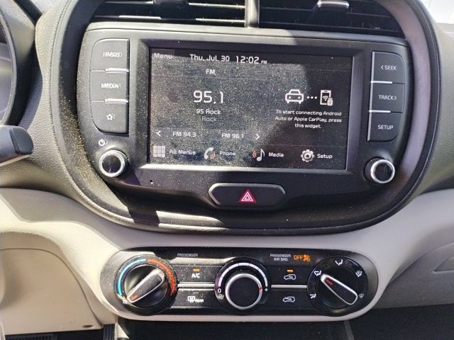 Used 2024 Kia Soul LX w/ Option Group 015 FWD image 16