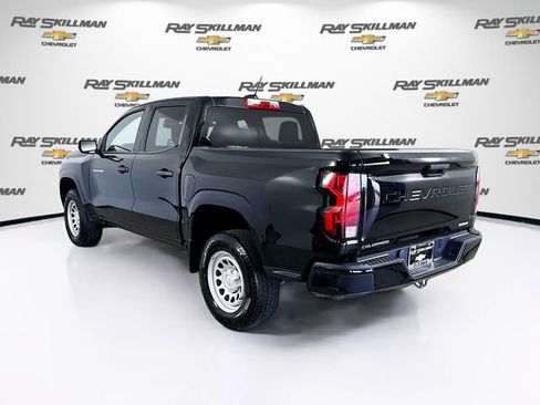 Used 2024 Chevrolet Colorado W/T image 5