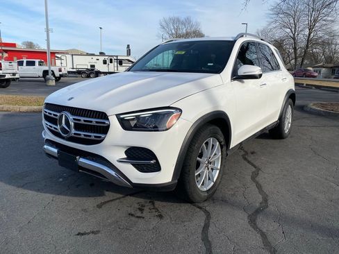 Used 2024 Mercedes-Benz GLE 450e 4MATIC image 3