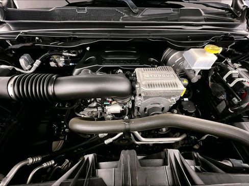 Used 2023 RAM 1500 Limited w/ Bed Utility Group image 9