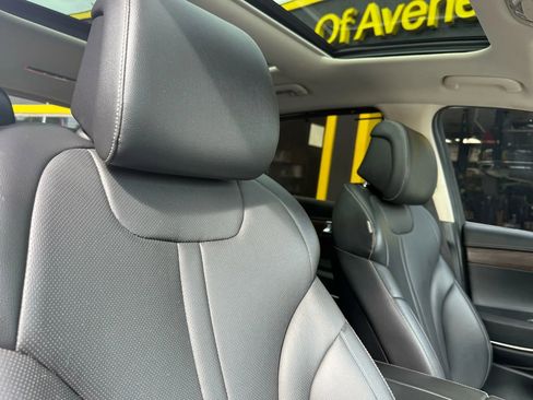 Used 2021 Genesis GV80 3.5T image 25