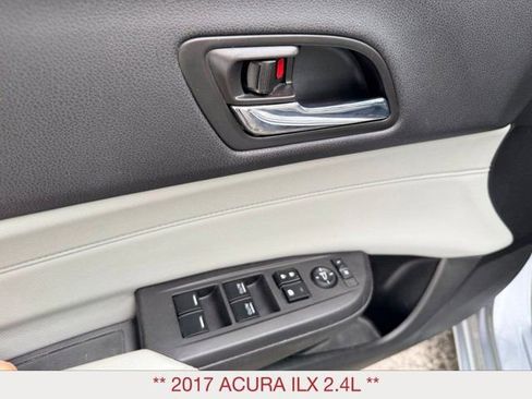 Used 2017 Acura ILX image 14