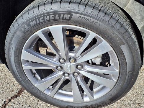 Used 2024 Cadillac XT6 Premium Luxury image 8