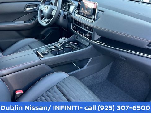 New 2026 Nissan Rogue SV w/ Rock Creek Premium Package AWD/4WD image 19