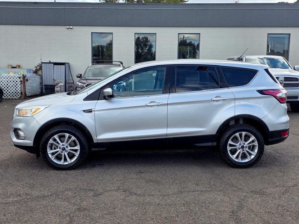 Used 2017 Ford Escape SE AWD/4WD image 28
