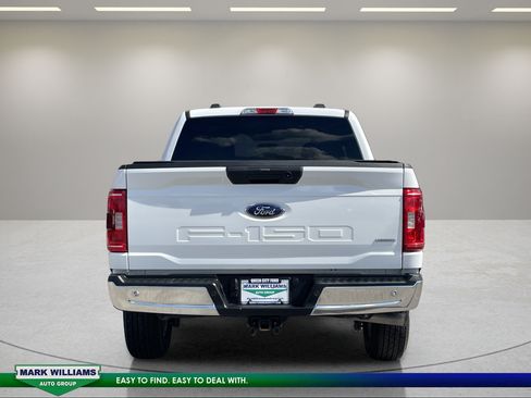 Used 2022 Ford F150 XLT w/ Trailer Tow Package AWD/4WD image 8