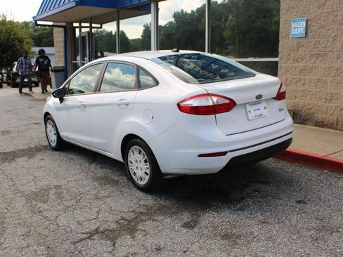Used 2014 Ford Fiesta S FWD image 4