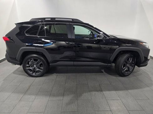 Used 2024 Toyota RAV4 Adventure image 6