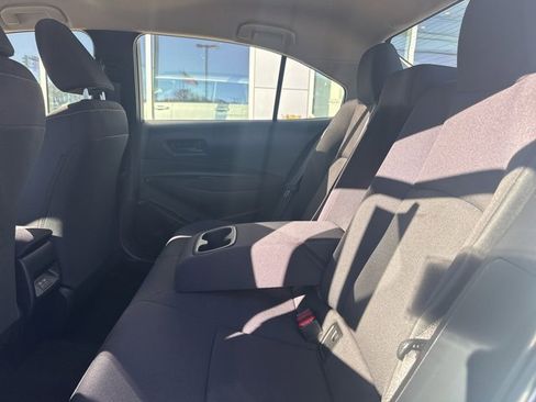 Used 2023 Toyota Corolla LE image 50