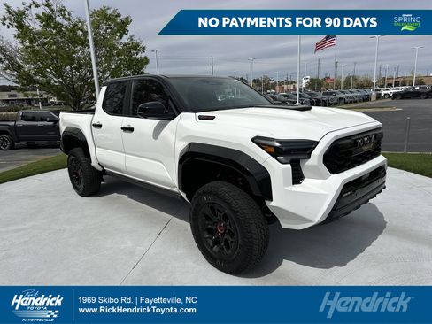 Used 2025 Toyota Tacoma TRD Pro image 1