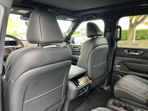 New 2026 Nissan Armada PRO-4X image 29