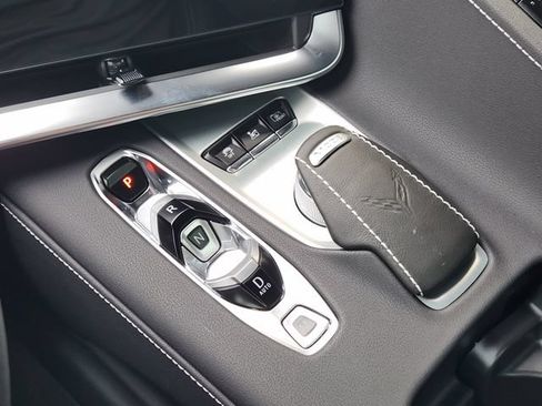 Used 2025 Chevrolet Corvette Z06 RWD image 25