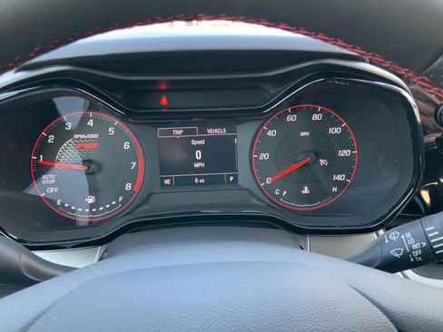 New 2026 Chevrolet Trax RS w/ Sunroof Package image 19