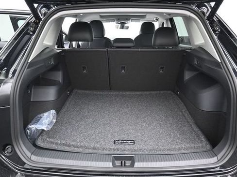 New 2026 Volkswagen Tiguan SE AWD/4WD image 12