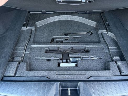 Used 2018 Subaru Outback 2.5i Limited image 15