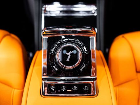 Used 2026 Rolls-Royce Phantom Sedan image 66