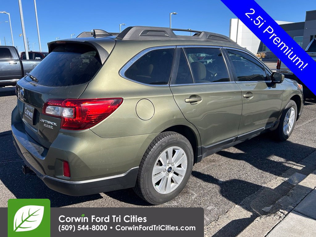 Used 2017 Subaru Outback 2.5i Premium AWD/4WD image 4