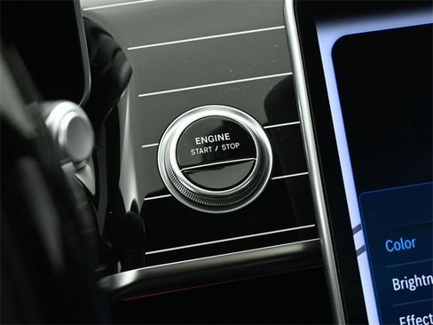 Used 2023 Mercedes-Benz S 580e 4MATIC Sedan image 44