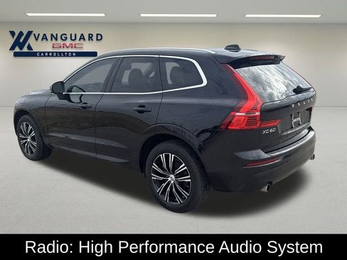 Used 2021 Volvo XC60 T6 Momentum image 3