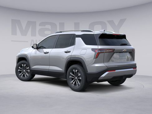 New 2026 Chevrolet Equinox LT w/ Convenience Package II image 4