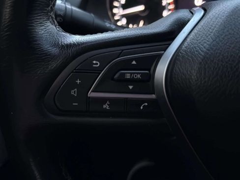 Used 2018 INFINITI Q50 Luxe w/ Sensory Package (Luxe) image 30