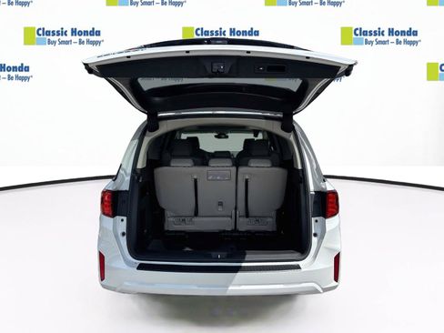 Certified 2026 Honda Odyssey EX-L image 30