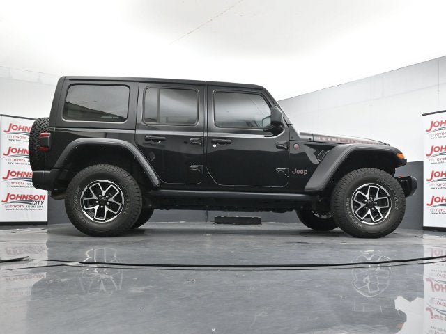Used 2024 Jeep Wrangler Unlimited Rubicon AWD/4WD image 42