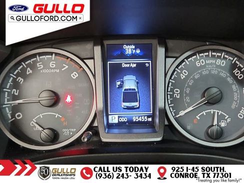 Used 2019 Toyota Tacoma TRD Off-Road image 26