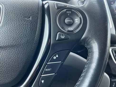 Used 2017 Honda Pilot Touring image 17