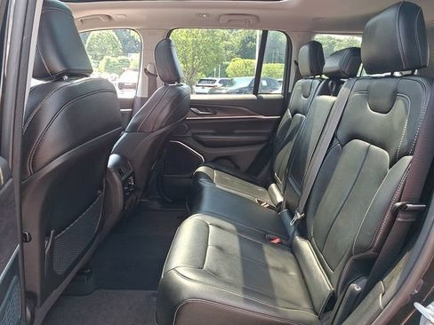 Used 2024 Jeep Grand Cherokee Limited 4xe AWD/4WD image 18