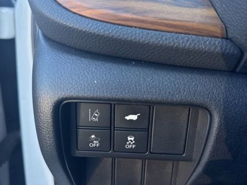 Used 2019 Honda CR-V Touring image 18