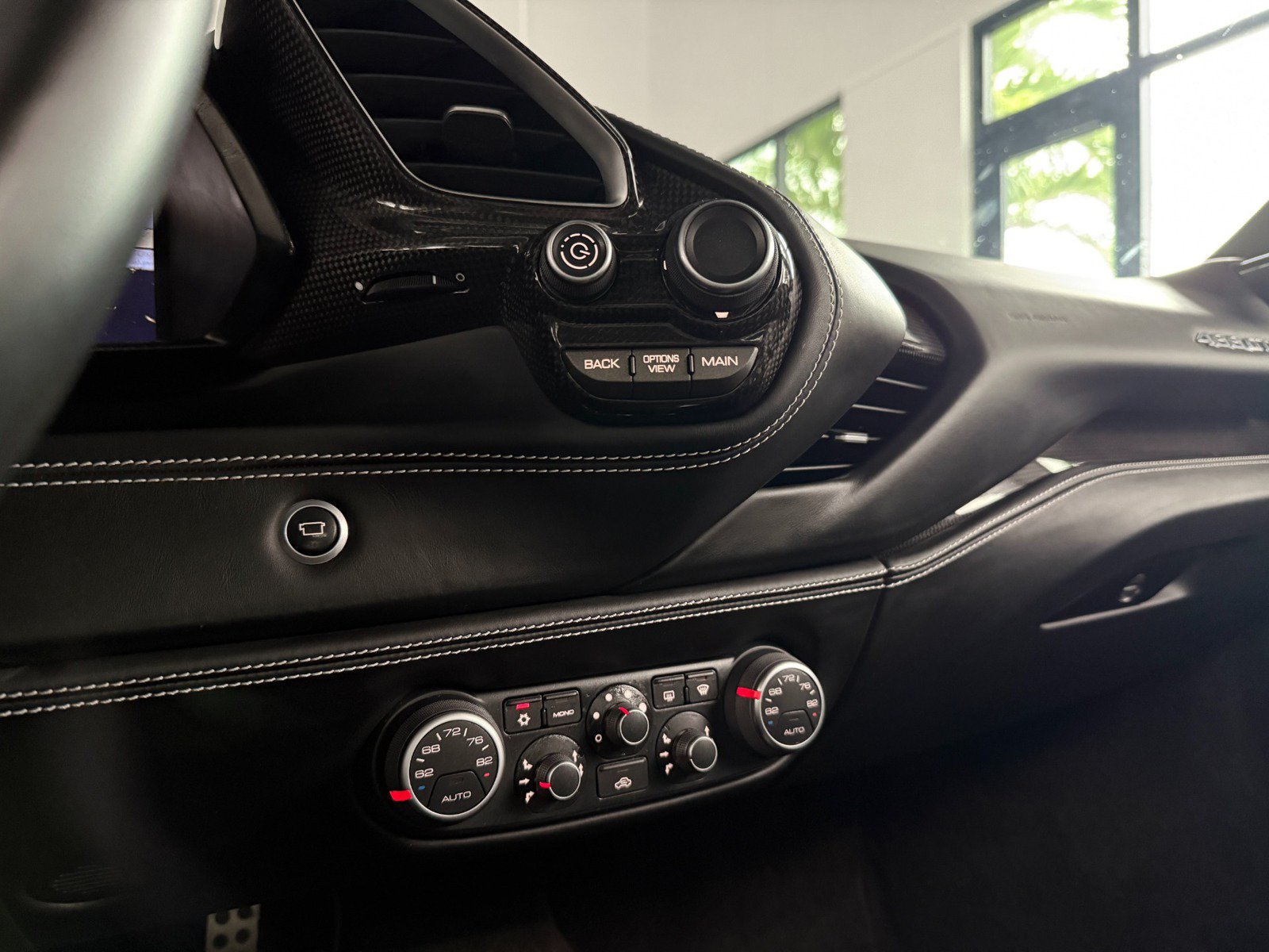 Used 2016 Ferrari 488 GTB RWD image 34