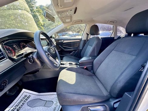 Used 2019 Volkswagen Jetta S FWD image 9