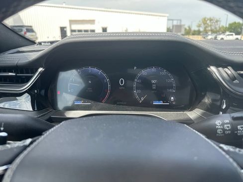 Used 2023 Jeep Grand Cherokee L Overland w/ Rear Seat Video Group I AWD/4WD image 12