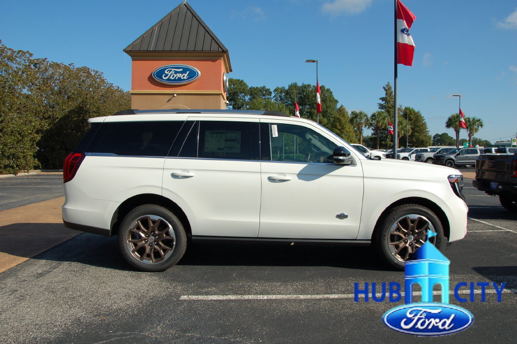New 2027 Ford Expedition King Ranch RWD image 6
