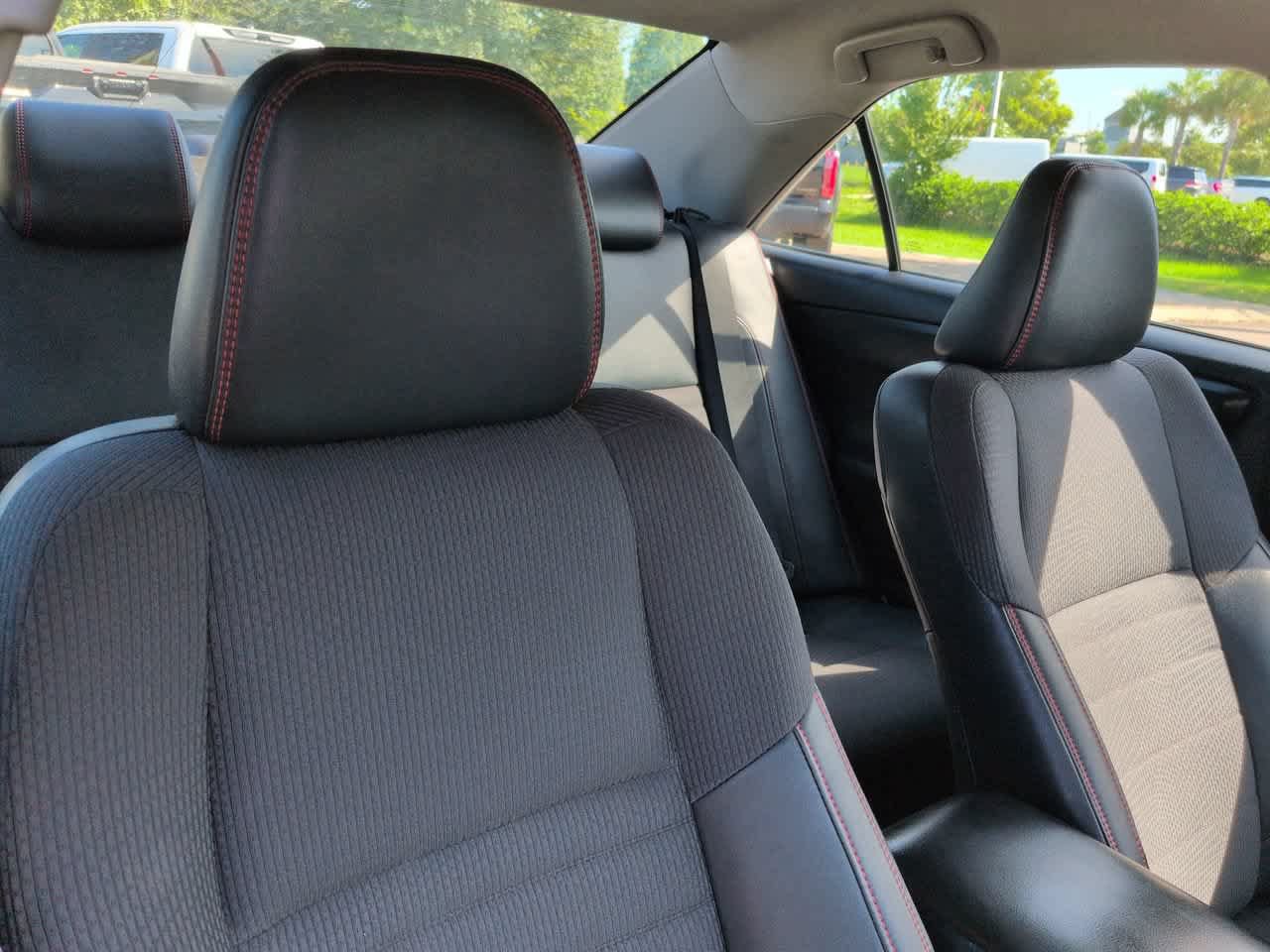 Used 2017 Toyota Camry SE FWD image 7