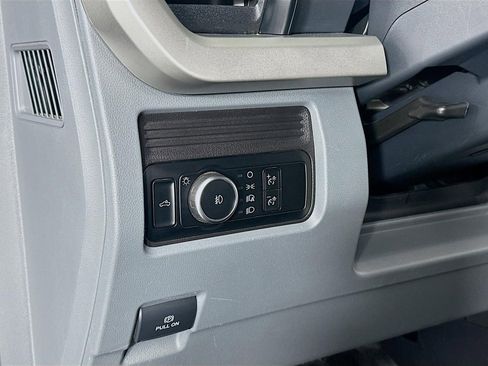 Used 2024 Ford F350 XLT image 28