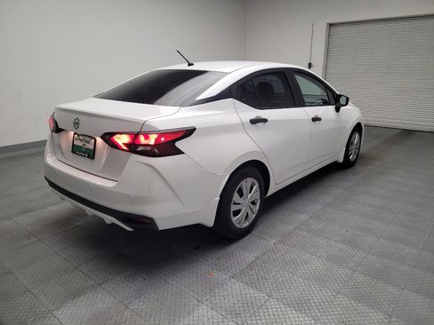 Used 2020 Nissan Versa S image 9